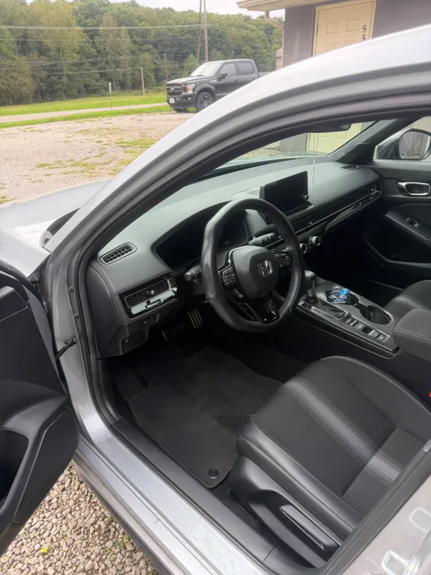 Clean Honda cabin after interior detailing